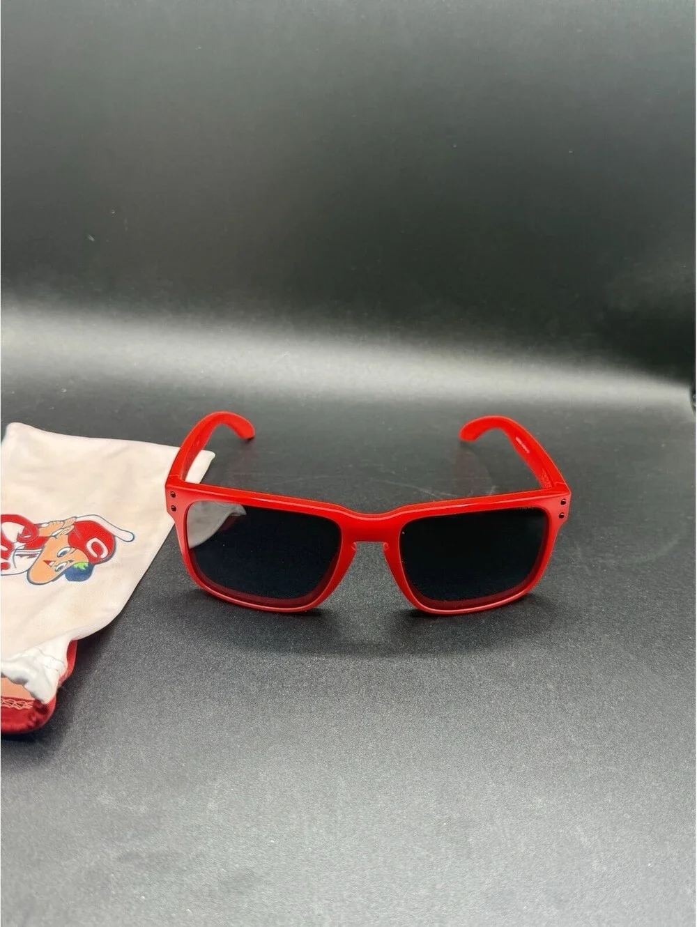 Oakley Holbrook Matte Red B1-B/Grey Lenses OO9102-83